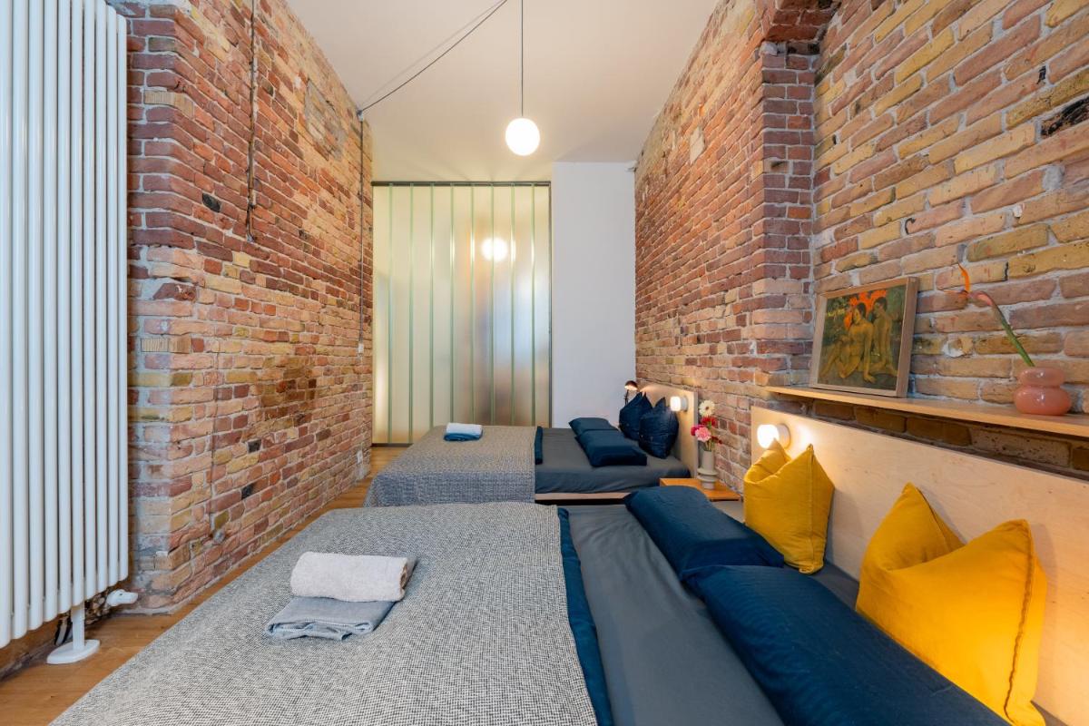 Spacious Apartment in Kreuzberg - Housity