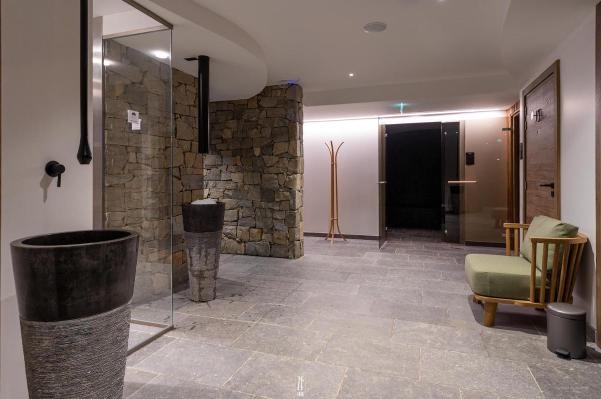 Salle de bains dans l'établissement Chalet Hôtel & Spa Le Collet