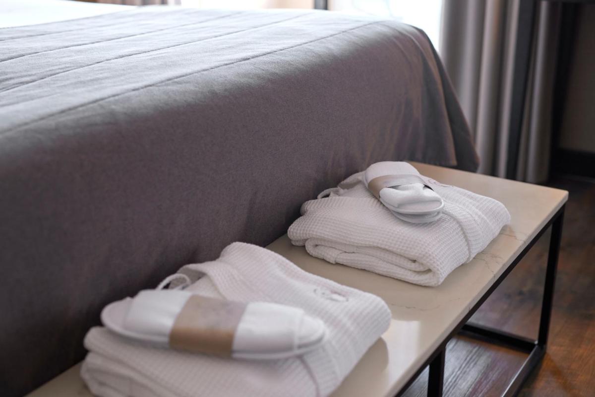 Van der Valk Hotel Saint-Aygulf - Housity