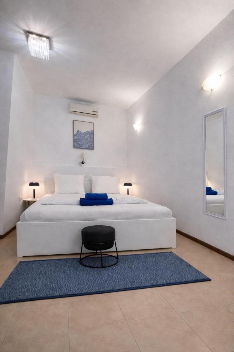 Travel Inn Apartments - Housity