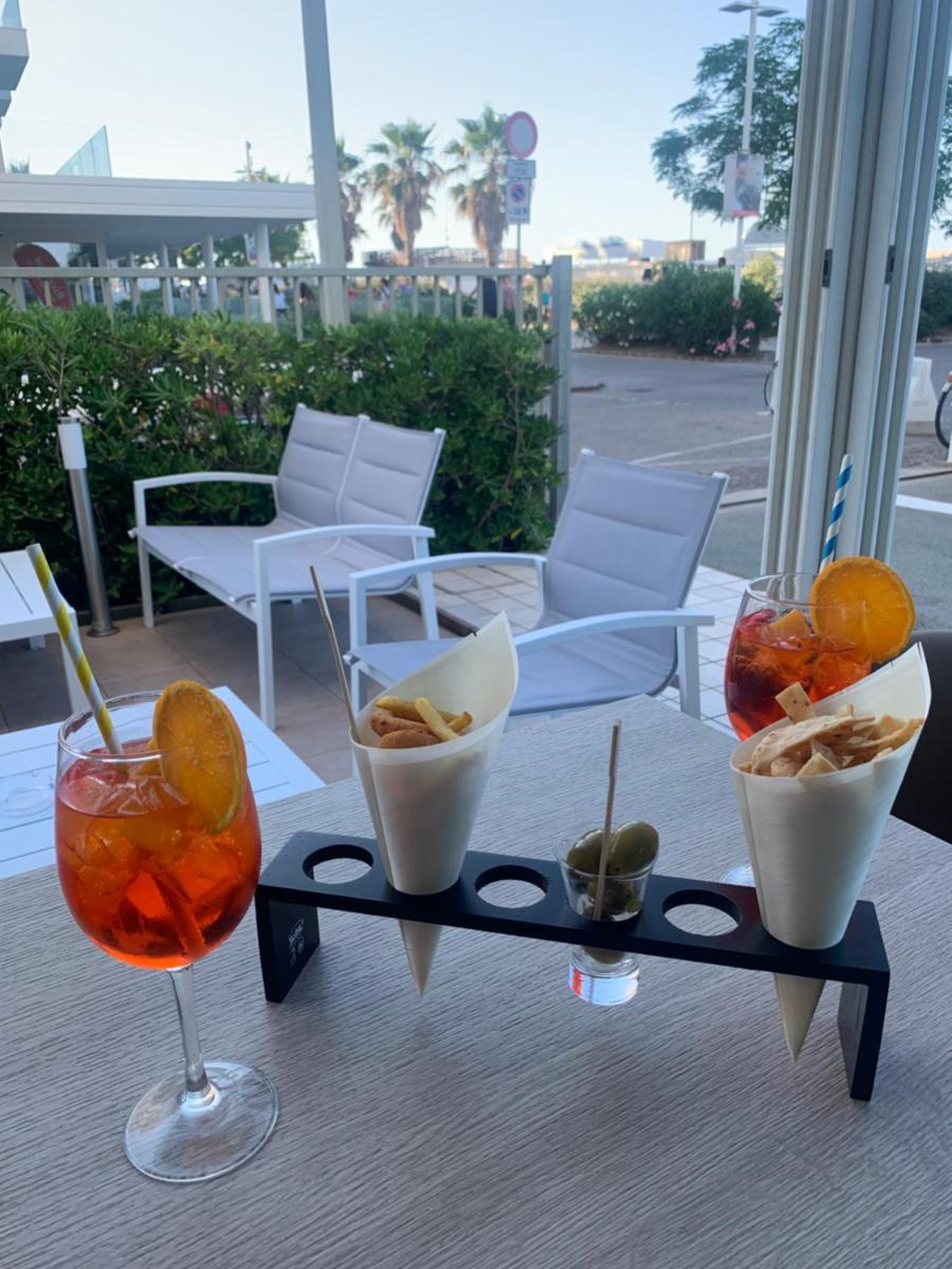 Hotel Daniel's FRONTE MARE - Housity