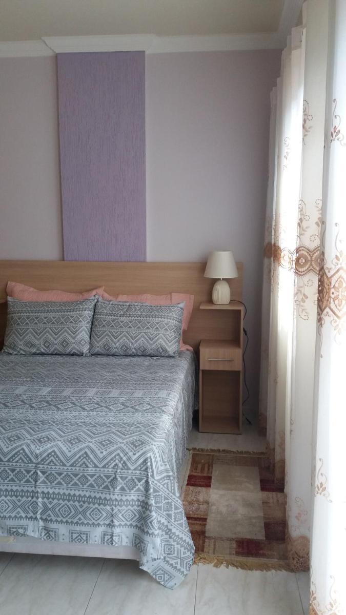 Lindo Flat no Centro de Caxambu - Housity