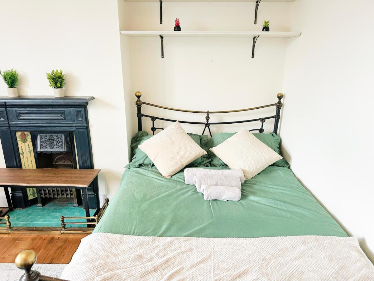 Wimbledon Area Apartment - Housity