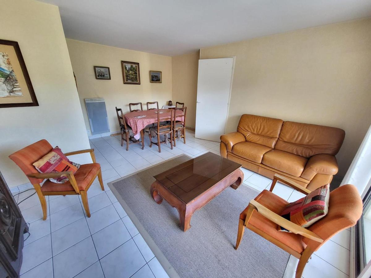Appartement T3 aux Sables d'Olonne avec Balcon, Garage, à 500m de la Plage et 400m des Commerces - FR-1-92-790 - Housity