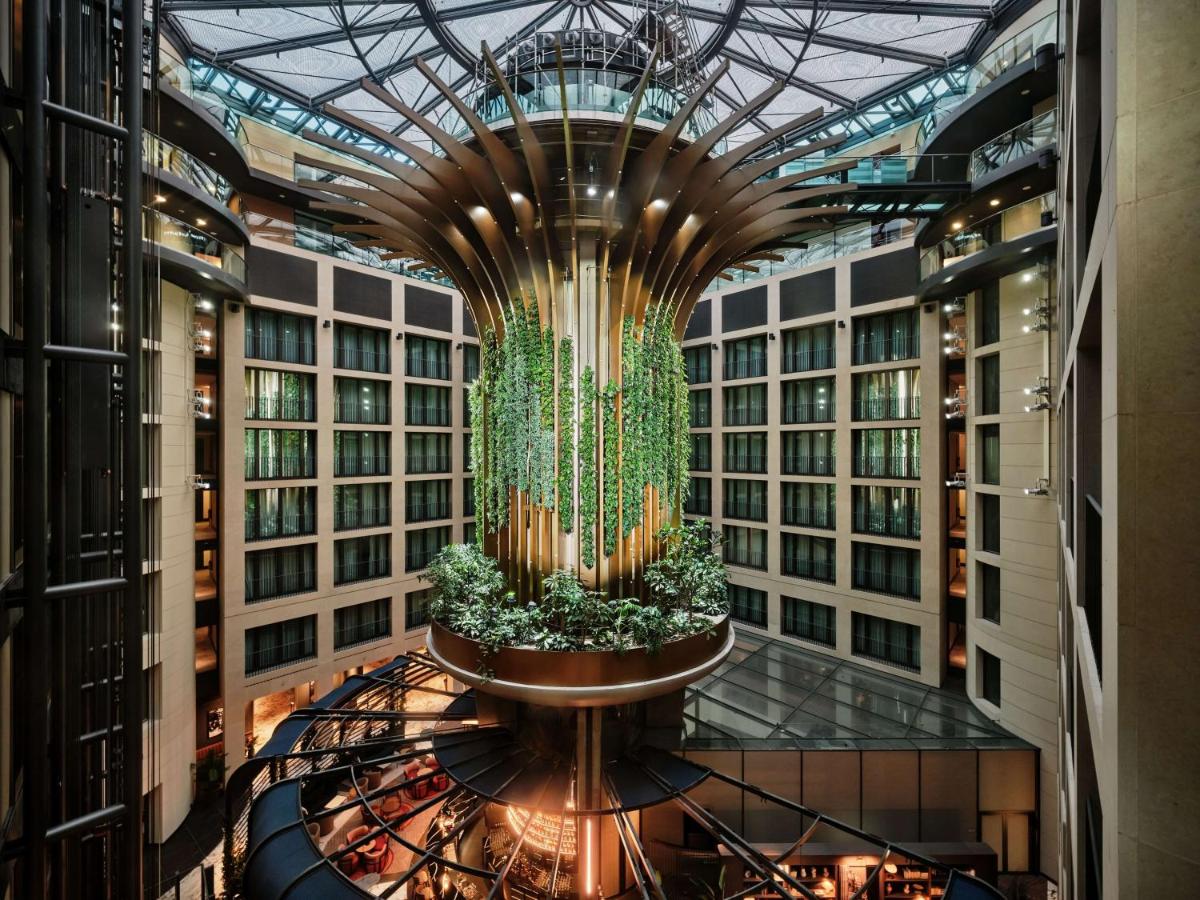 Galeriebild der Unterkunft Radisson Collection Hotel, Berlin in Berlin