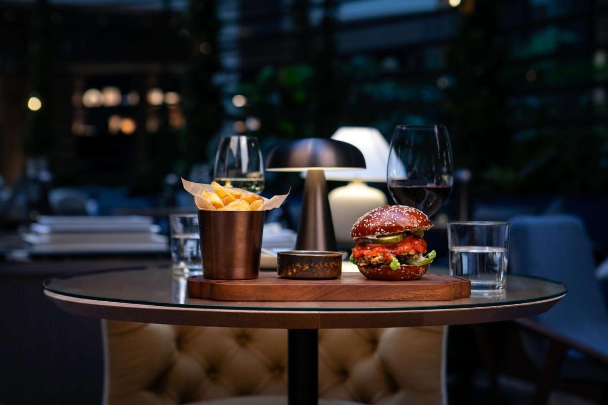 Essen im Hotel oder in der Nähe