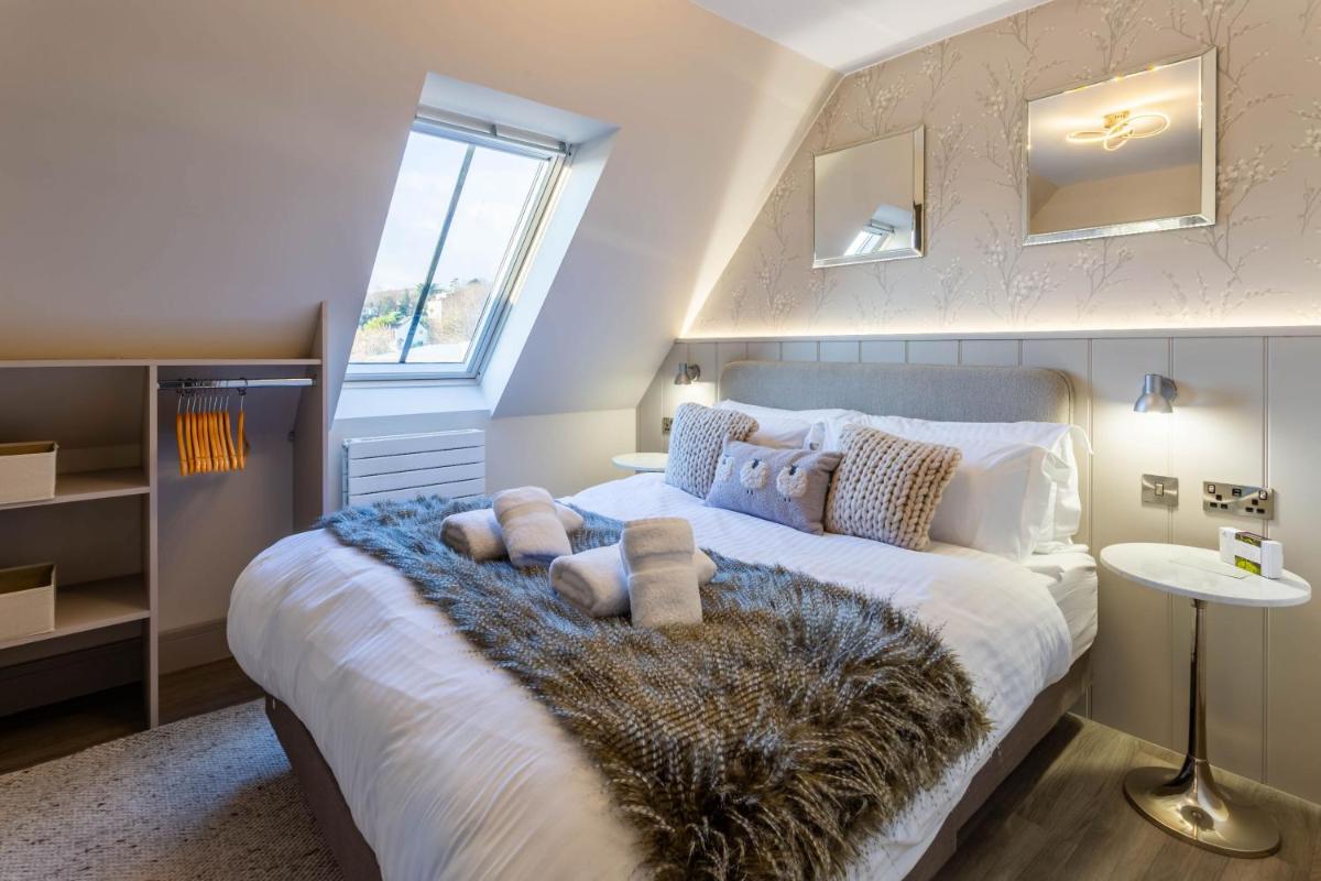 Arran Shores Luxury Shorefront Apartment 14 - Housity