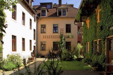 Pension an der Pillnitzer Schlossfähre - Housity