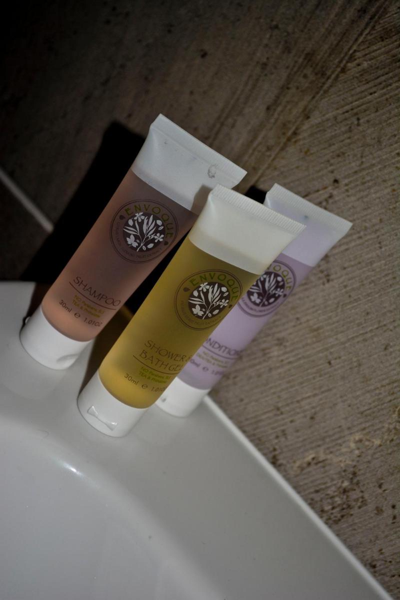 The Ugly Duckling - Housity