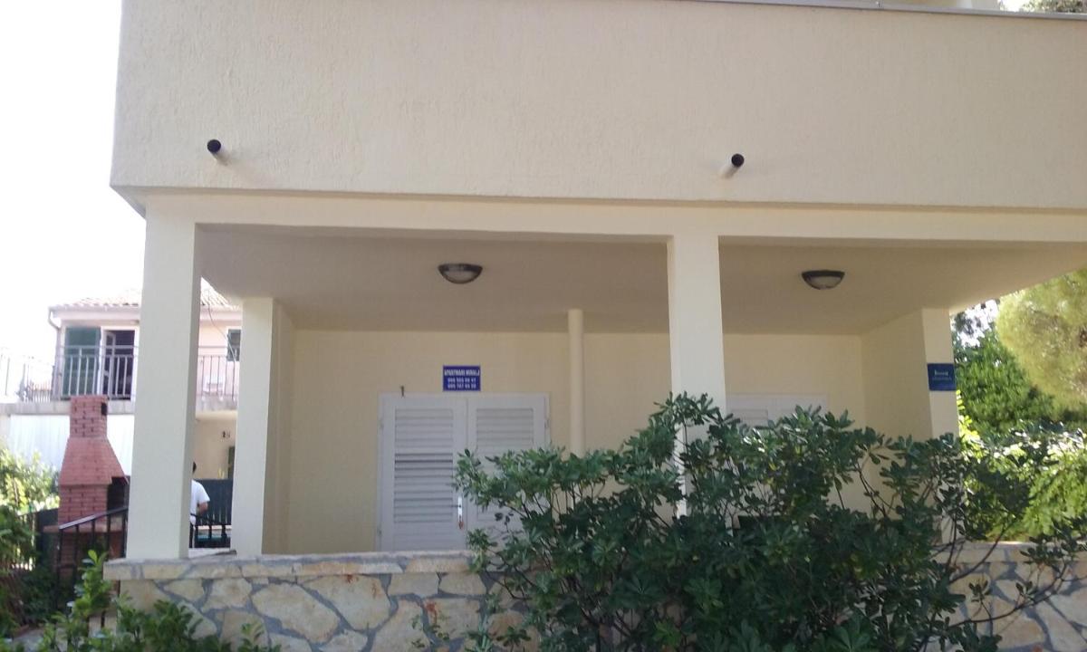 Apartment Mihalj Jadrija-Ground Floor - Housity