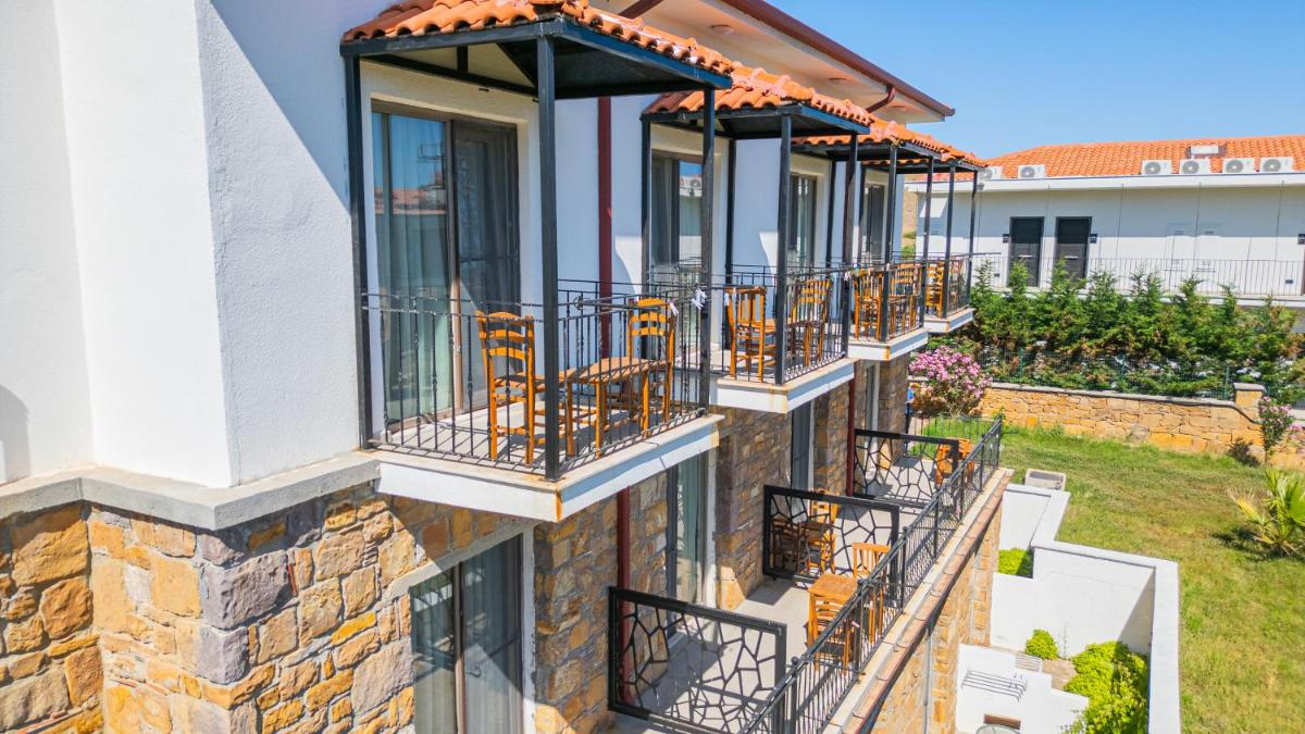 Otel Kefalos - Housity