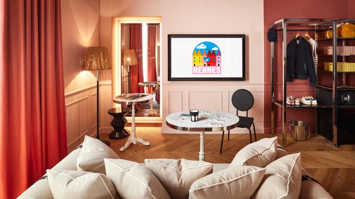 Coin salon dans l'établissement Mama Shelter Rennes