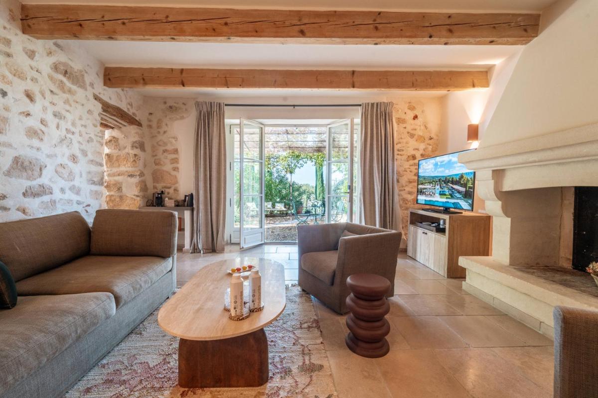 Coin salon dans l'établissement Coquillade Provence - Relais & Châteaux