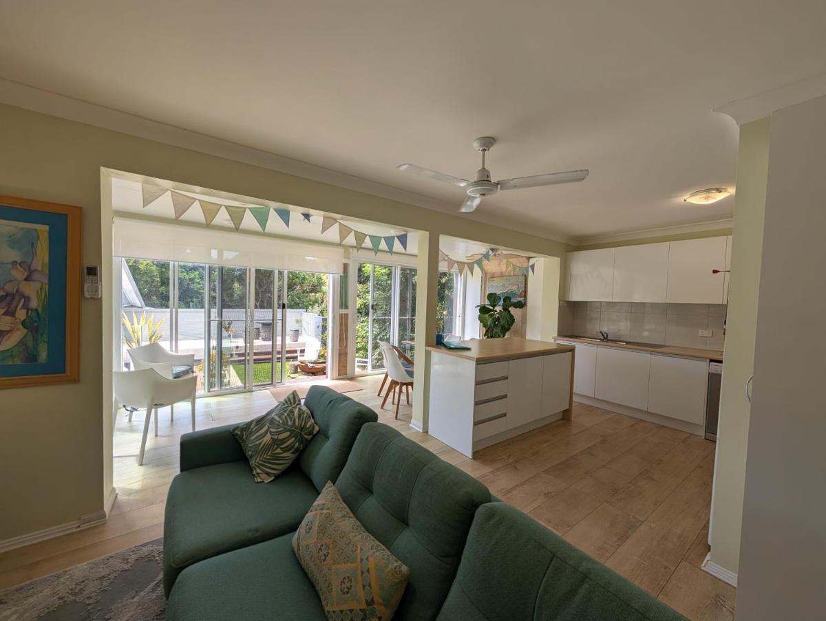 Phoenix Oasis, Family and Pet friendly, with private pool and spa - Housity