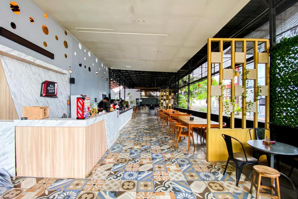 RedDoorz Sena Home near Stasiun Kroya Cilacap - Housity