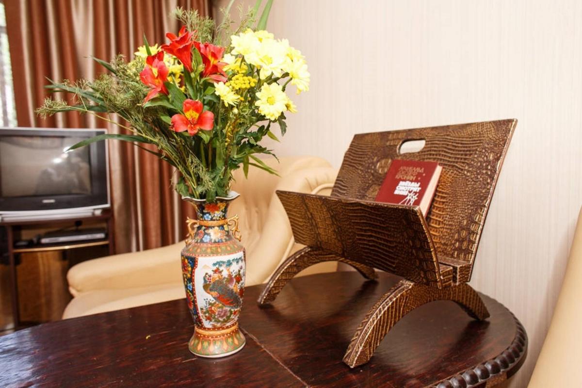 Apartment on Yatsenka Street near Intourist Hotel - Housity