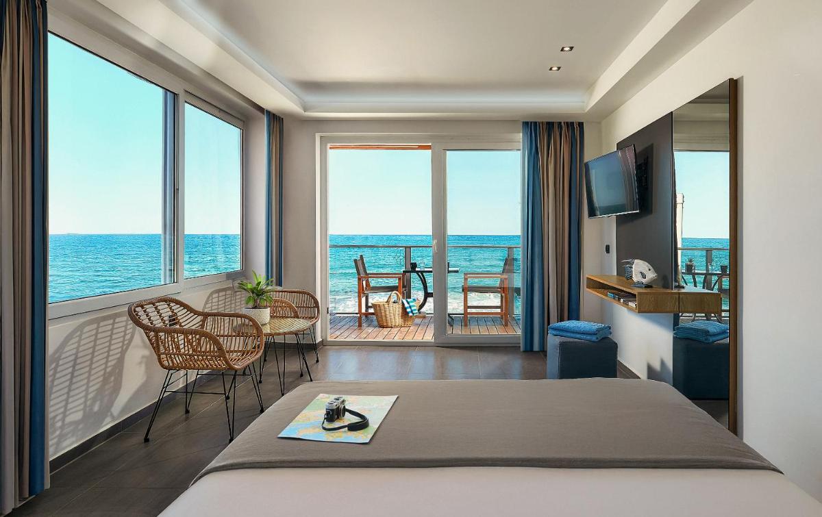 Infinity Blue Boutique Hotel & Spa - Adults Only - Housity