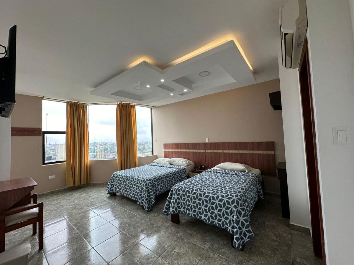 Hotel Torre Azul - Housity