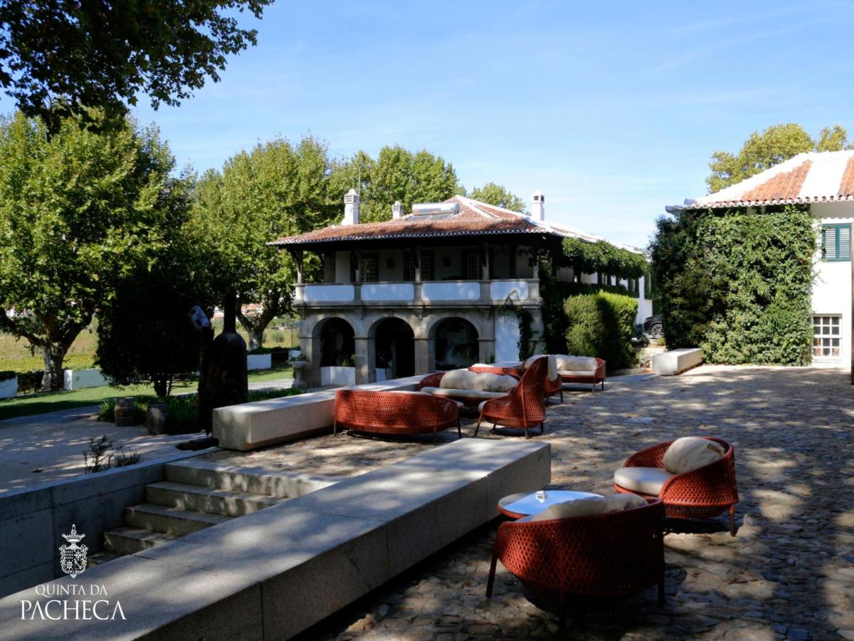 Um jardim no exterior de Pacheca The Wine House Hotel e Spa - Quinta da Pacheca