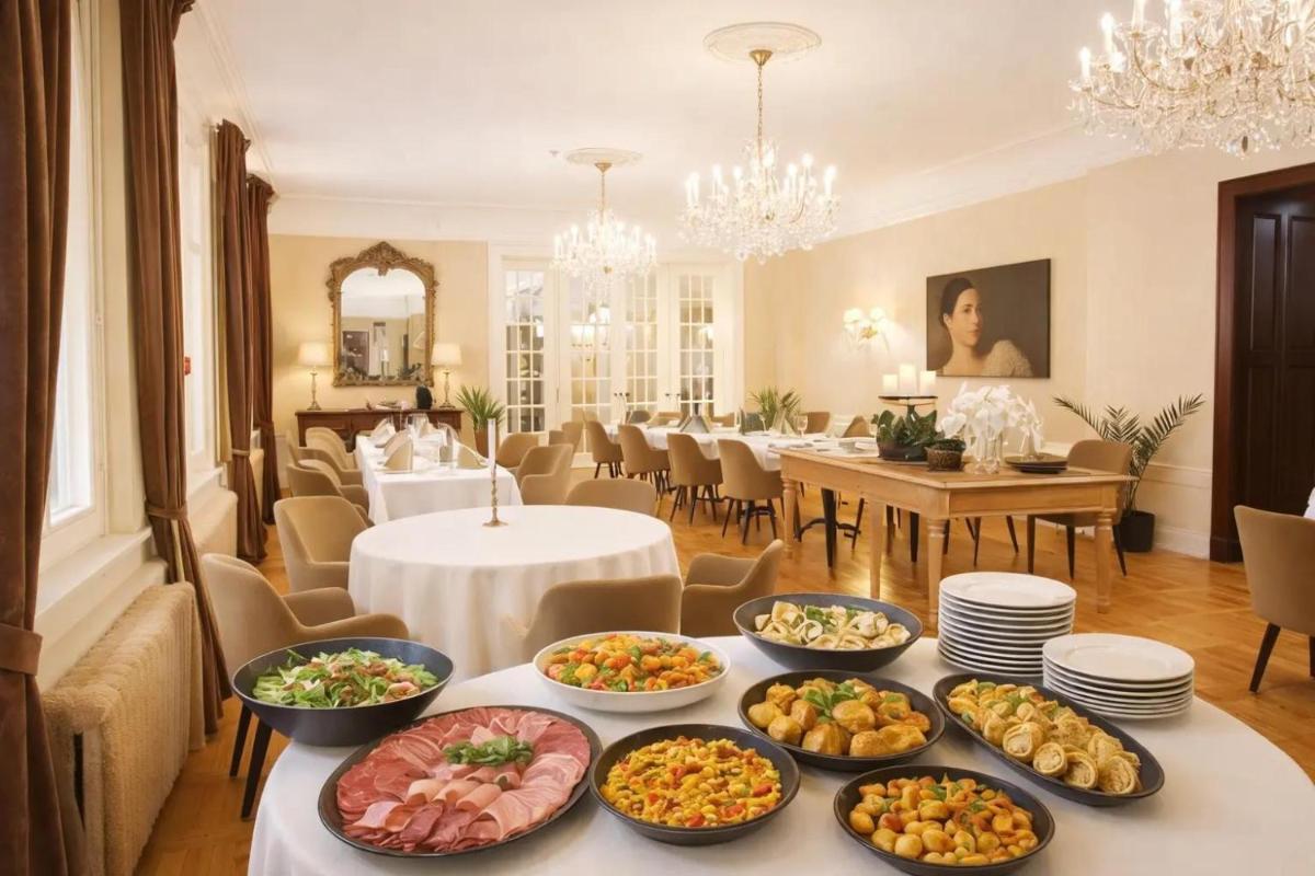 Schloss Krugsdorf Golf & Hotel - Housity
