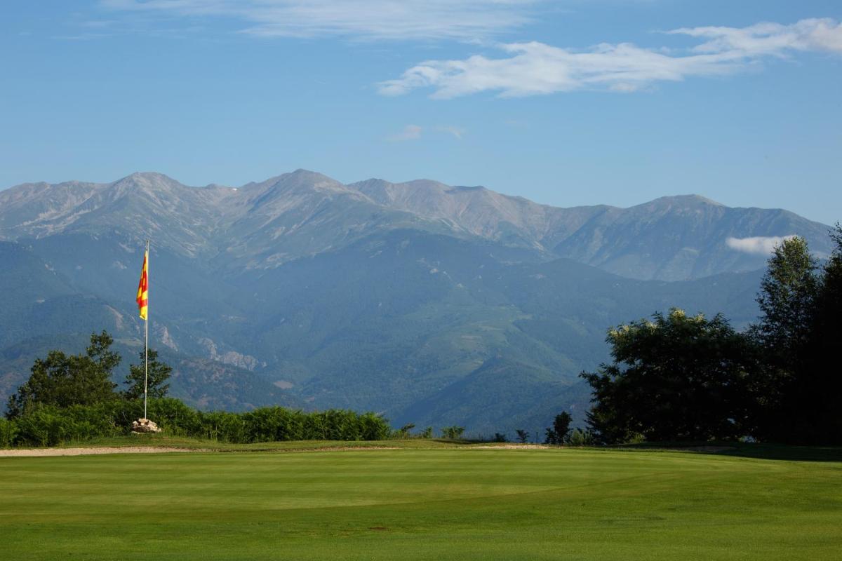 Vue générale sur la montagne ou vue sur la montagne depuis l'hôtel