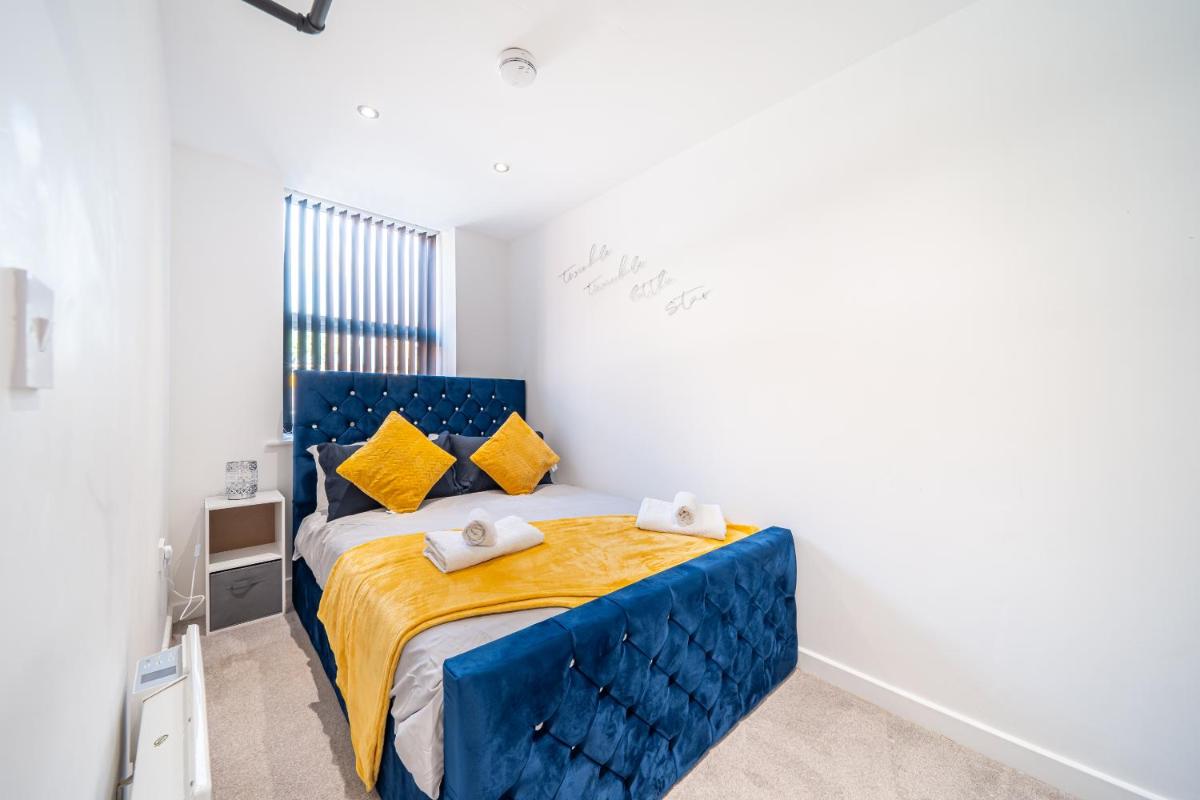Cozy Retreat near Hollingworth Lake | Milnrow, Rochdale - Housity