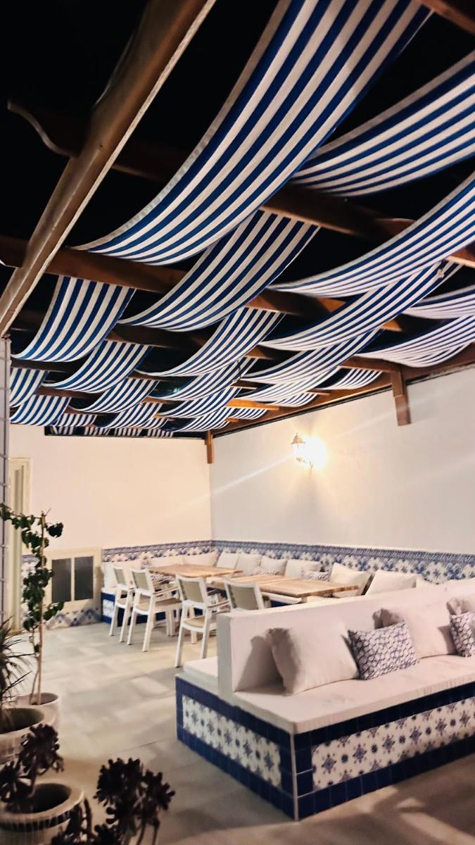 Hotel Dar Al Madina - Housity