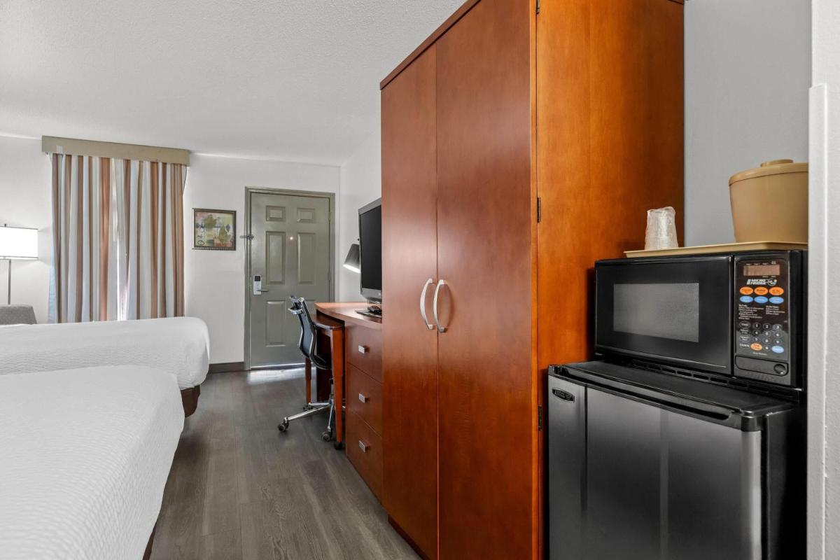 Baymont by Wyndham Tuscaloosa - Housity