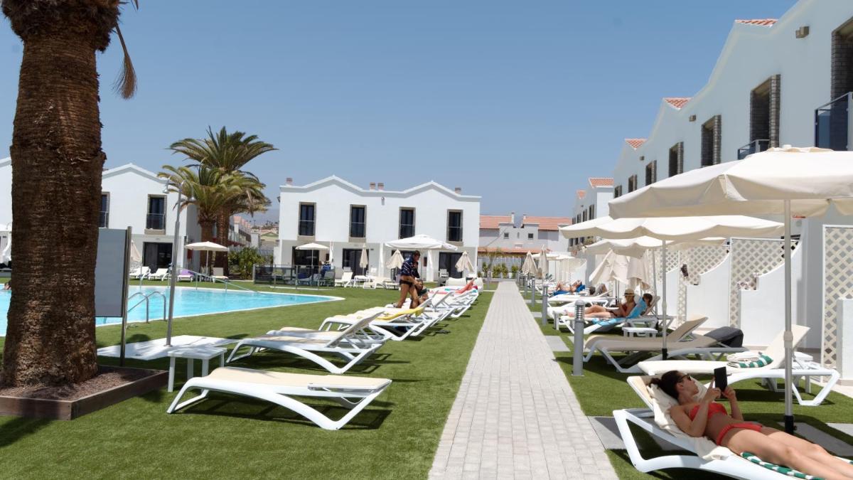 Piscina en o cerca de FBC Fortuny Resort - Adults Only