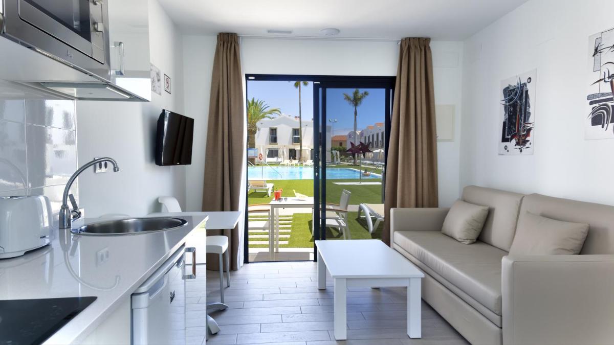 Piscina en o cerca de FBC Fortuny Resort - Adults Only
