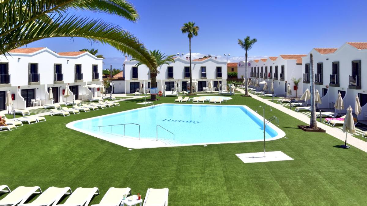 Piscina en o cerca de FBC Fortuny Resort - Adults Only