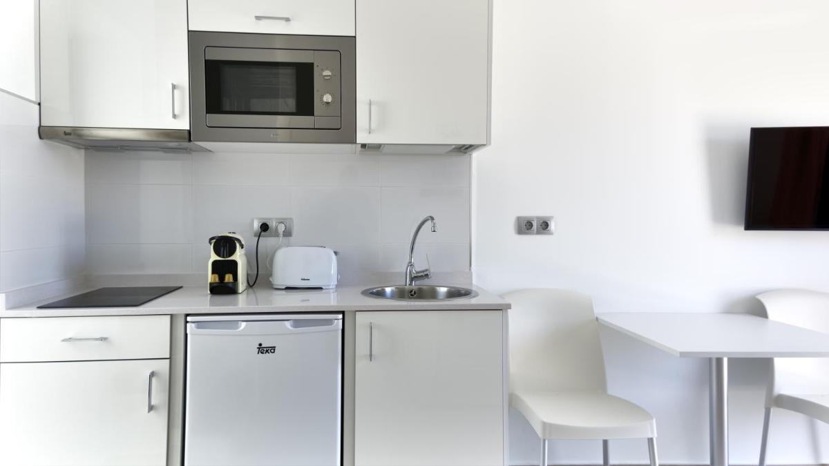 Una cocina o zona de cocina en FBC Fortuny Resort - Adults Only