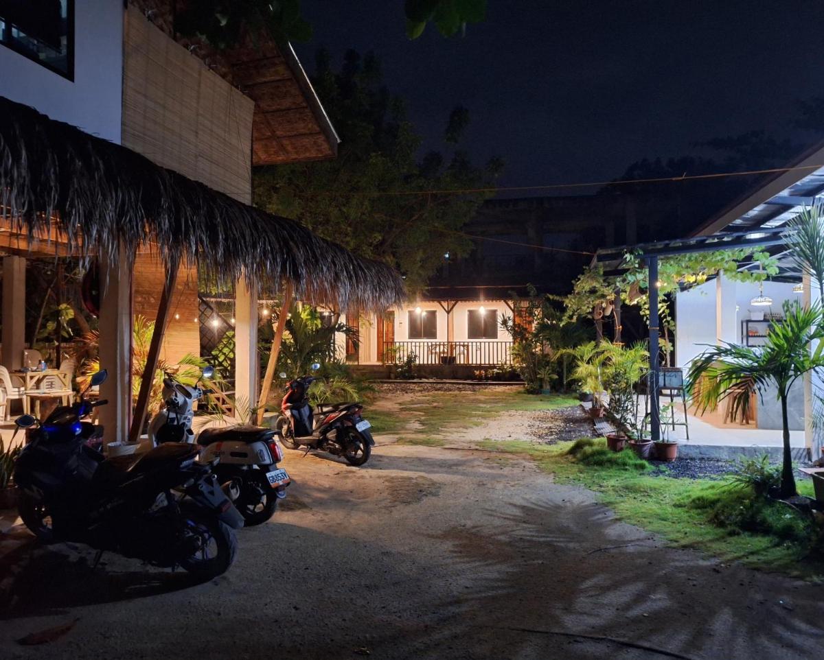 Basilia Guest House - Housity