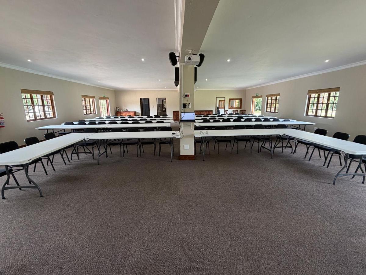 Hotel Nomad Belvedere Lodge - Housity