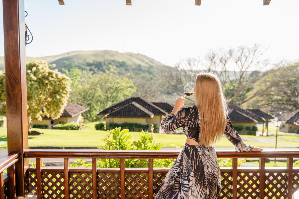 Borinquen Thermal Resort - Housity