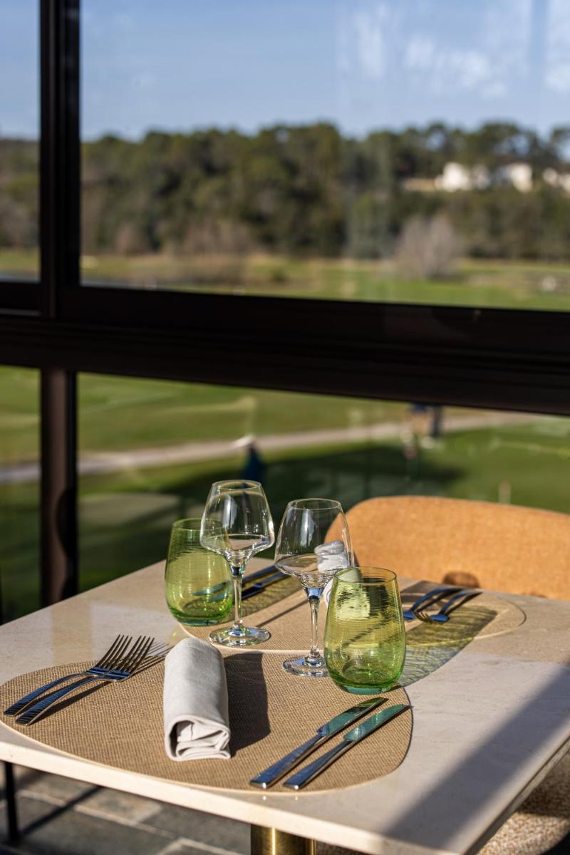 Boissons dans l'établissement Mercure Brignoles Golf de Barbaroux & Spa