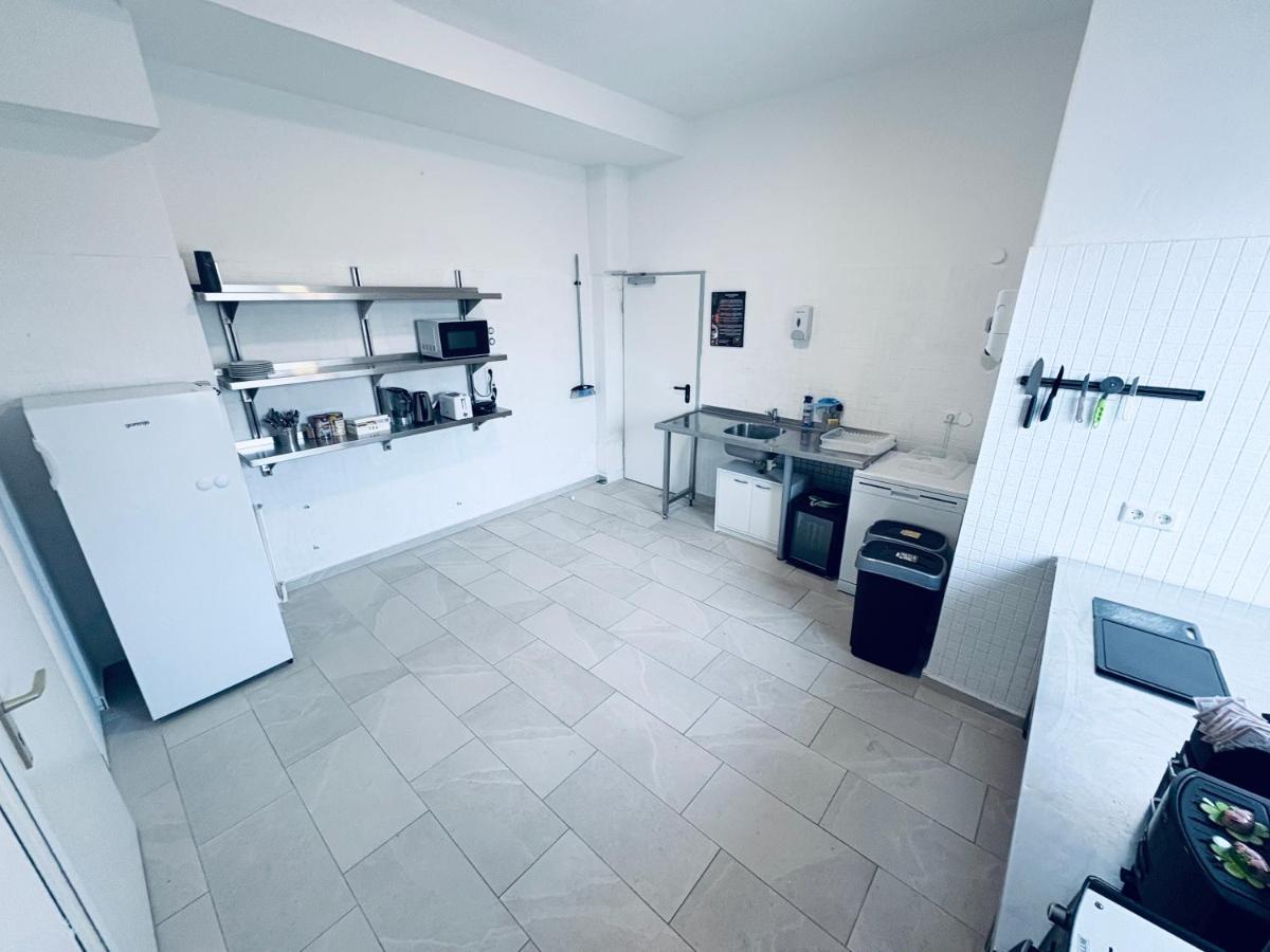 Hotel Royal - Housity
