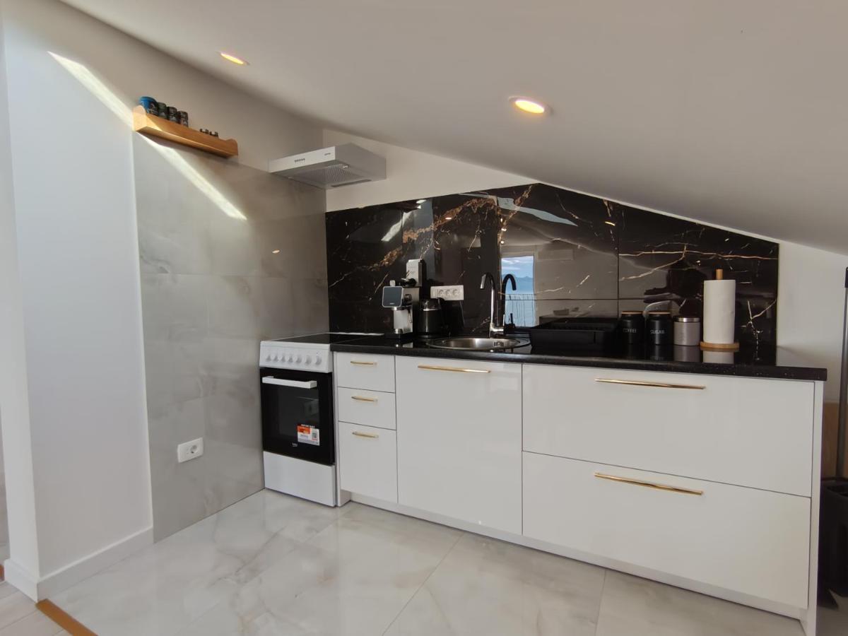 Guesthouse Podaca - Housity