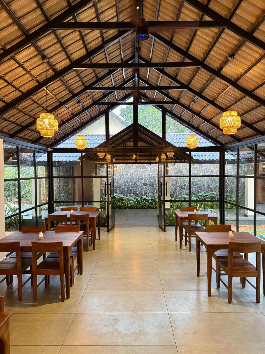 Flower Valley Plantation Homestay - Housity