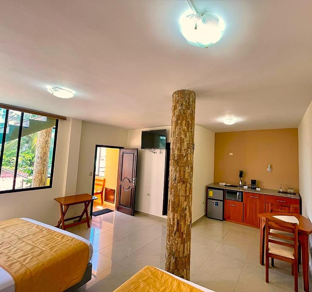 Hotel Flamingo - Housity