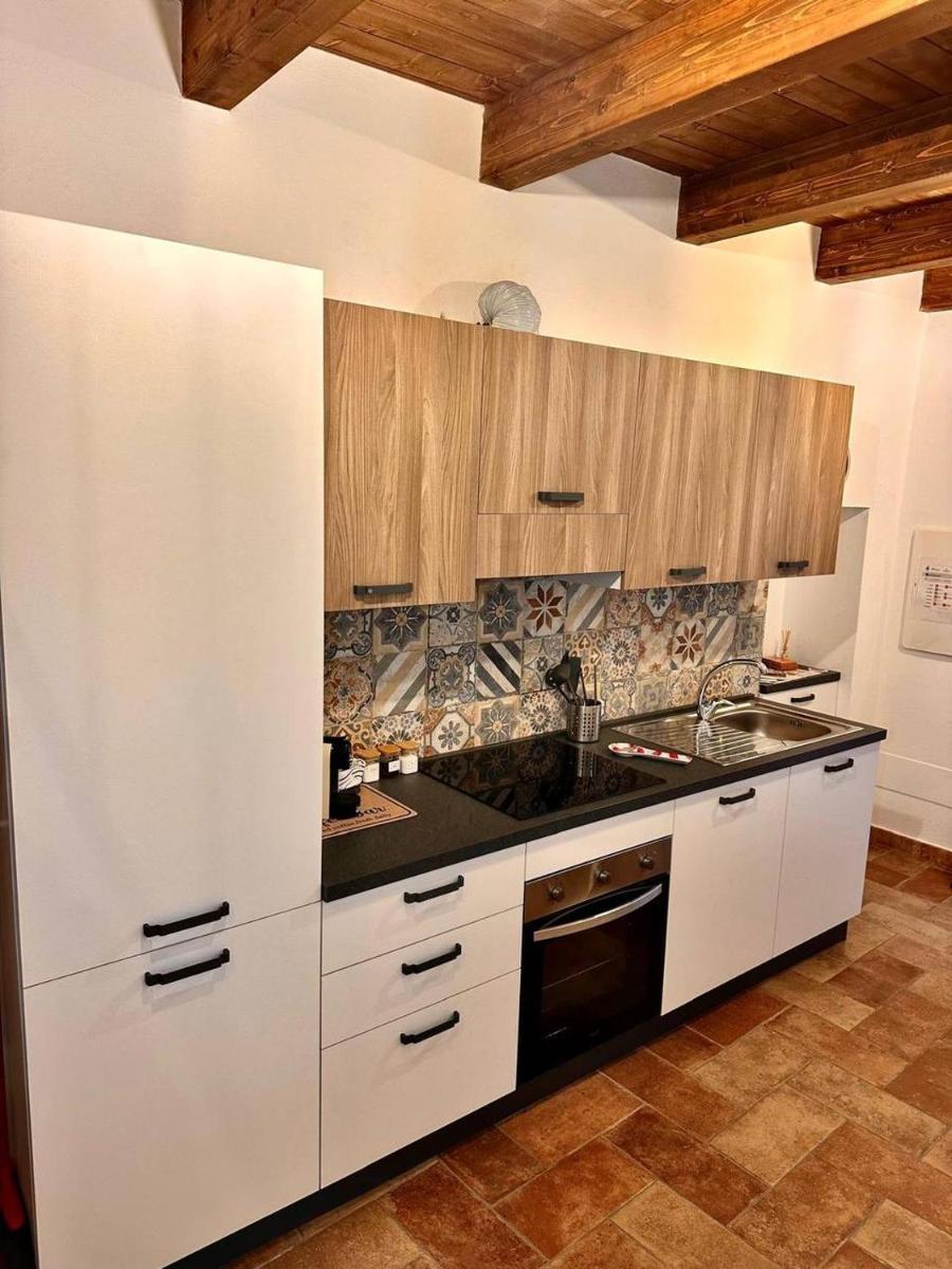 Etruscan Brothers House - Housity