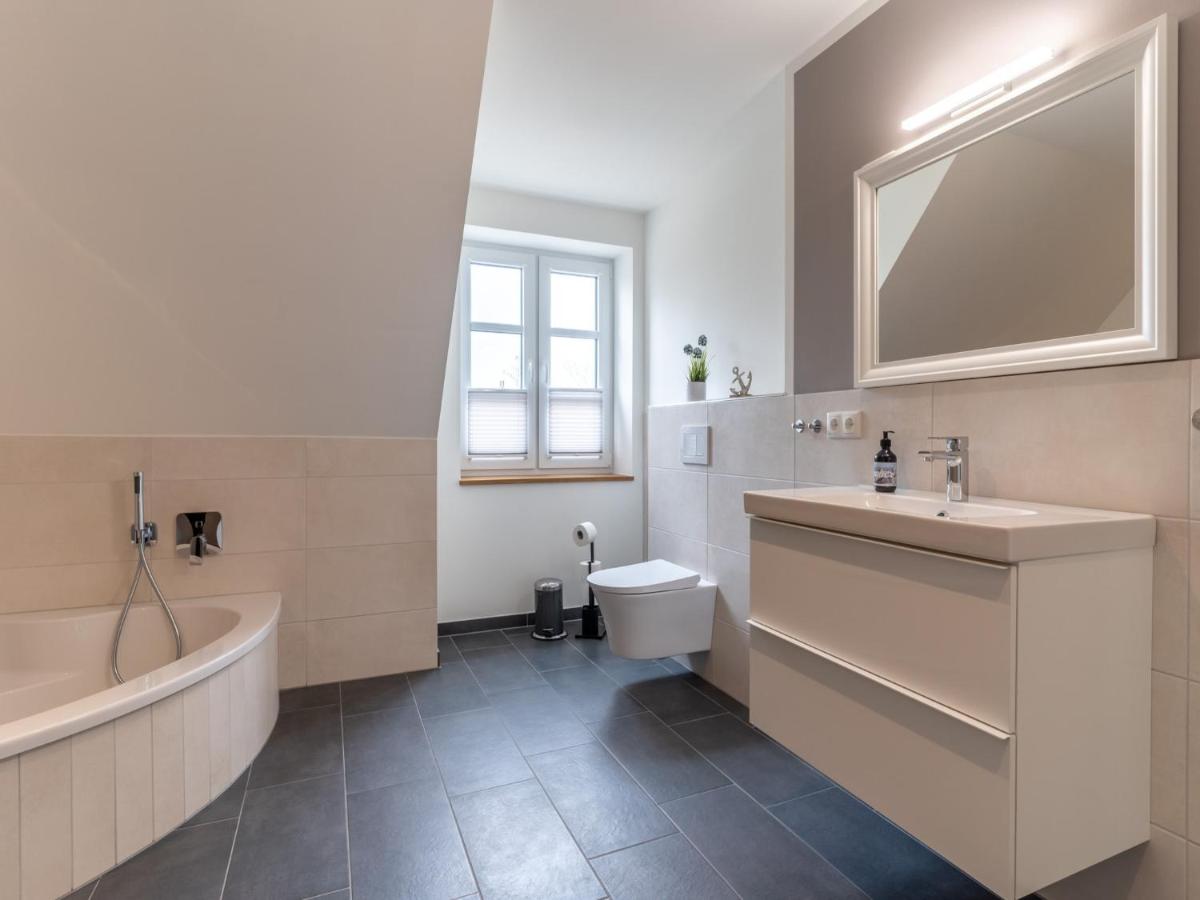 Doppelhaushälfte in Karolinenkoog - Housity