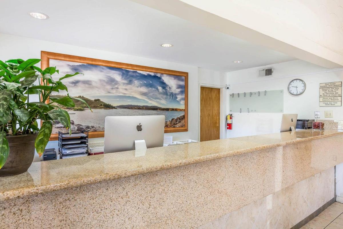Rodeway Inn Magic Mountain Area - Housity
