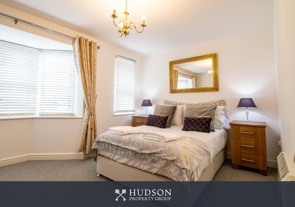Shrewsbury Apartment in Prime Location - Housity