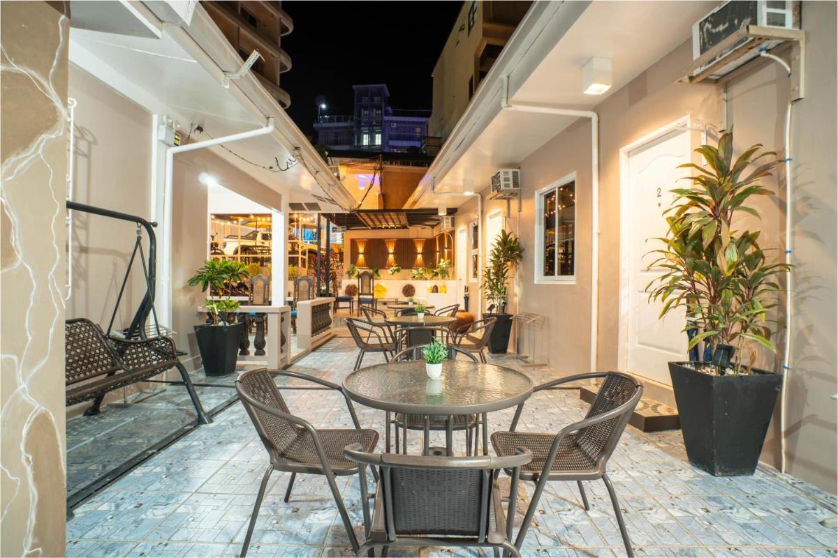 Prim Travellers Inn - Housity