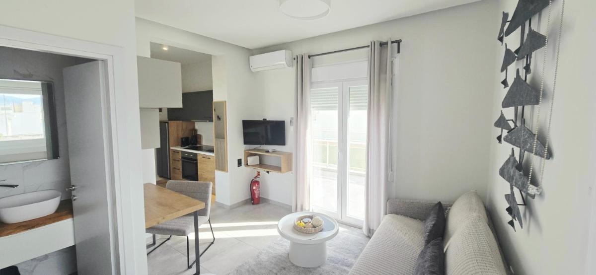 Superior modern apartment in the center with view. - Hizvo