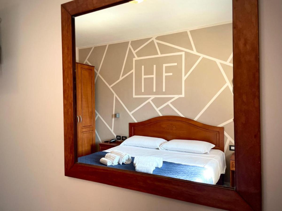 Hotel Futuro - Housity