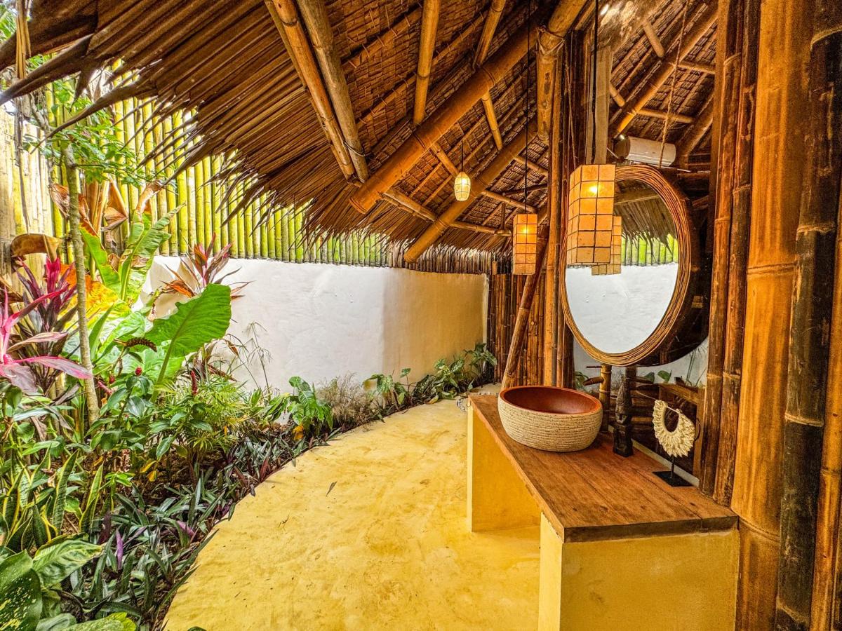 The Bamboo Houses - Tropical Garden & Empty Beach - Housity