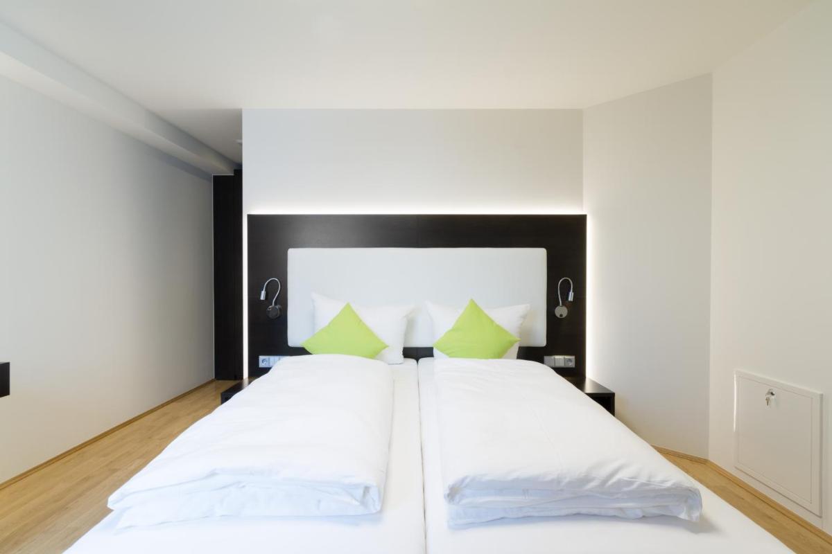 sevenDays Hotel BoardingHouse Mannheim - Housity