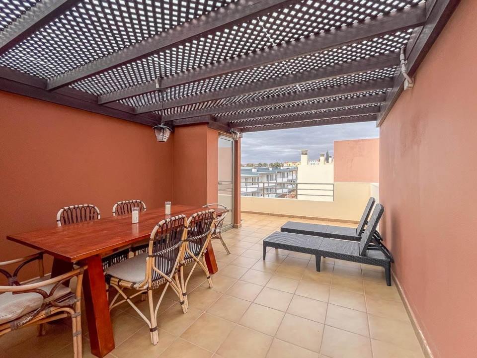 Lightbooking Costa Antigua Fuerteventura - Housity